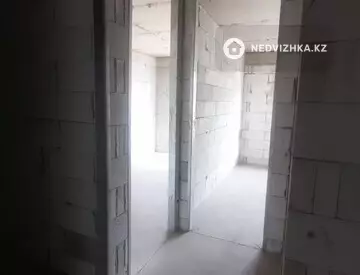 1-комнатная квартира, этаж 5 из 6, 39 м², миниатюра 6