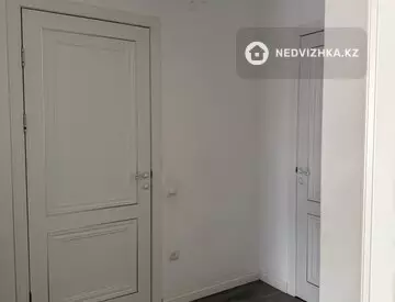 5-комнатный таунхаус, 4 соток, 242 м²