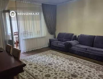 4-комнатная квартира, этаж 2 из 3, 126 м², На длительный срок