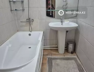 4-комнатная квартира, этаж 2 из 3, 126 м², На длительный срок