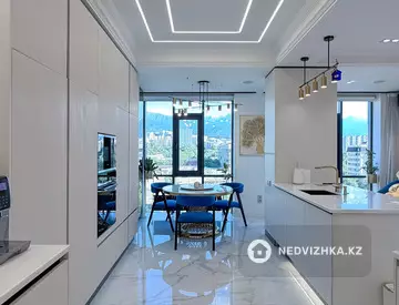4-комнатная квартира, этаж 10 из 10, 136 м², миниатюра 6