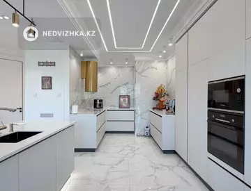 4-комнатная квартира, этаж 10 из 10, 136 м², миниатюра 12