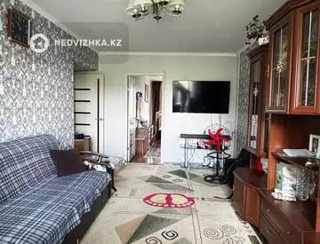3-комнатная квартира, этаж 5 из 5, 57 м², миниатюра 2