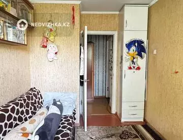 3-комнатная квартира, этаж 5 из 5, 57 м², миниатюра 3