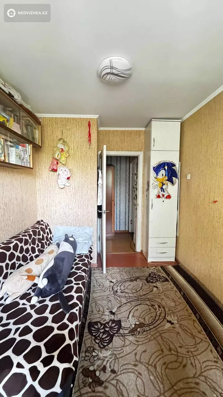 3-комнатная квартира, этаж 5 из 5, 57 м², фотография 3
