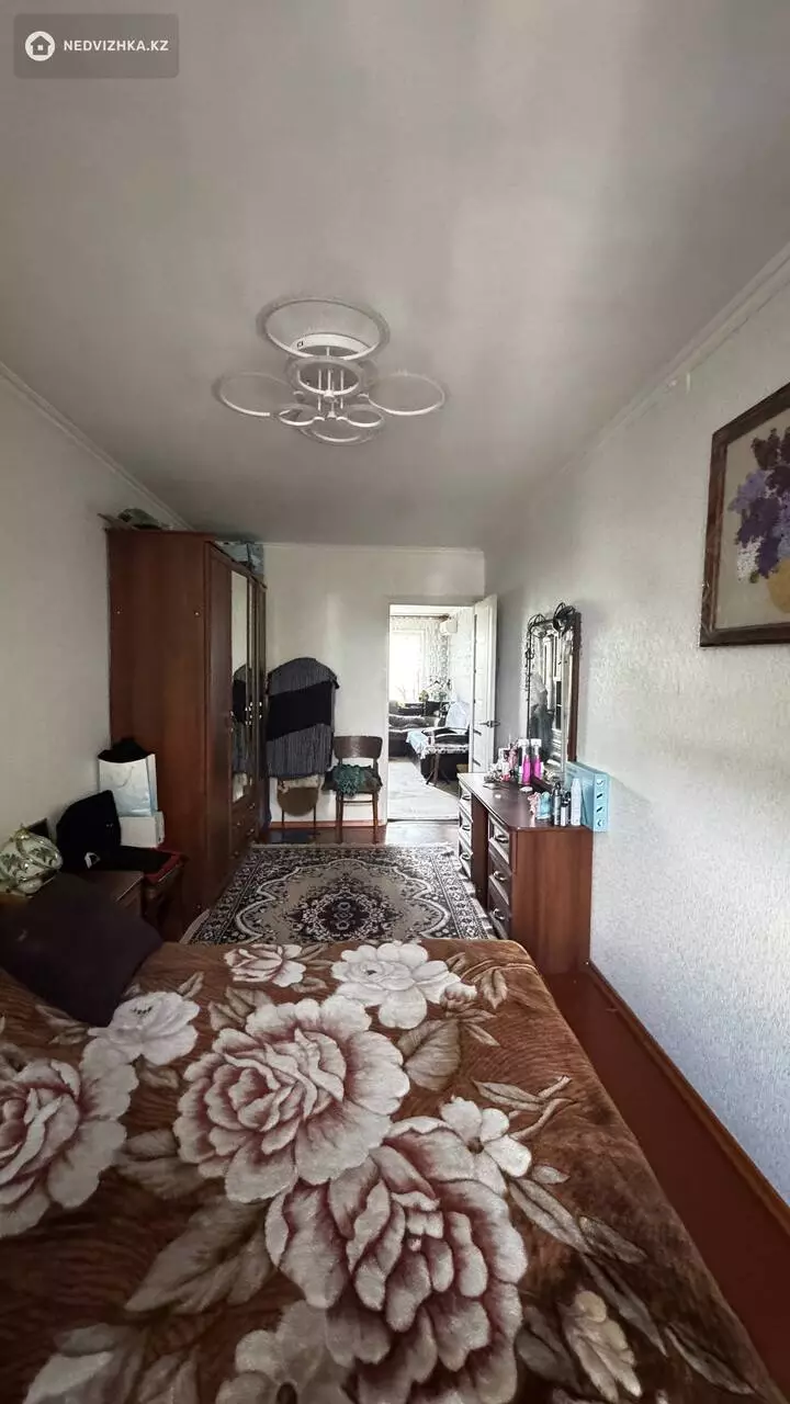 3-комнатная квартира, этаж 5 из 5, 57 м², фотография 5