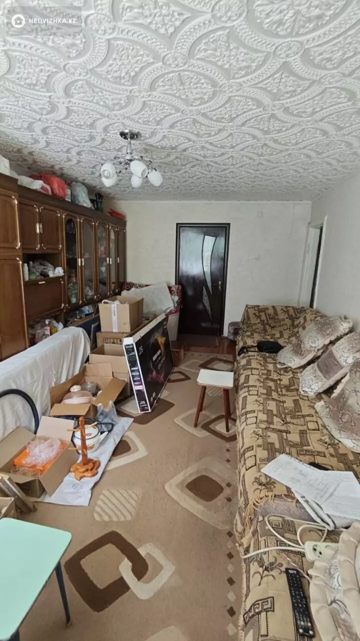 2-комнатная квартира, этаж 3 из 4, 47 м², фотография 3