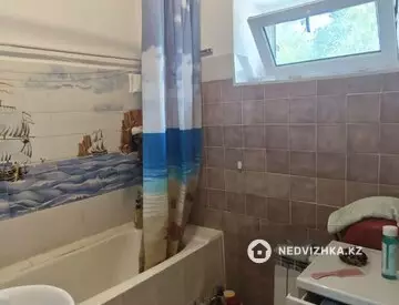 2-комнатная квартира, этаж 3 из 5, 56 м², миниатюра 9