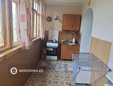 2-комнатная квартира, этаж 3 из 5, 56 м², миниатюра 8