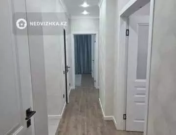 3-комнатная квартира, этаж 8 из 12, 73 м², миниатюра 10