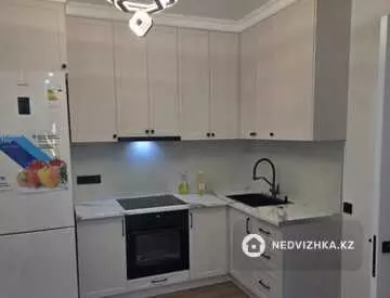 3-комнатная квартира, этаж 8 из 12, 73 м², миниатюра 11