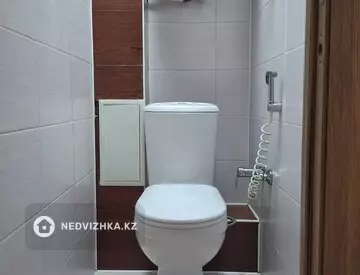 3-комнатная квартира, этаж 3 из 5, 64 м²
