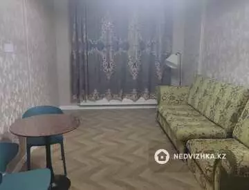 2-комнатная квартира, этаж 2 из 9, 48 м², На длительный срок