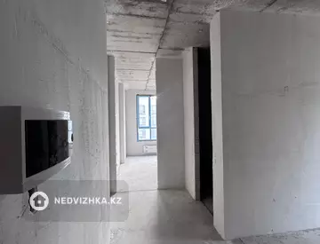 3-комнатная квартира, этаж 8 из 12, 80 м²