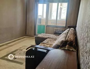 2-комнатная квартира, этаж 3 из 4, 43 м², На длительный срок