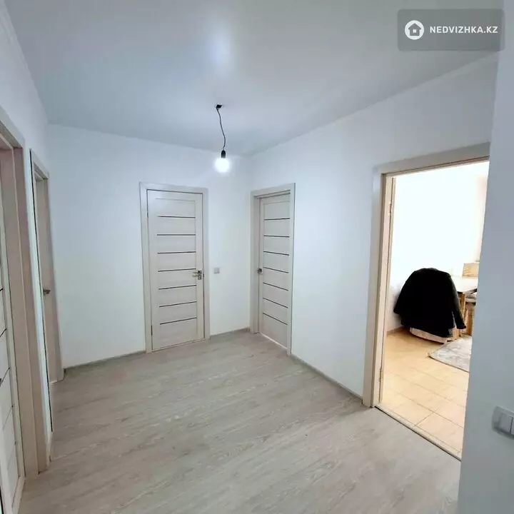 3-комнатная квартира, этаж 6 из 5, 100 м², На длительный срок, фотография 4