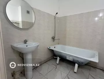 3-комнатная квартира, этаж 6 из 5, 100 м², На длительный срок, миниатюра 10