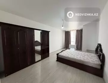 3-комнатная квартира, этаж 6 из 5, 100 м², На длительный срок, миниатюра 11