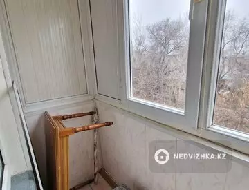 3-комнатная квартира, этаж 3 из 4, 59 м², миниатюра 5