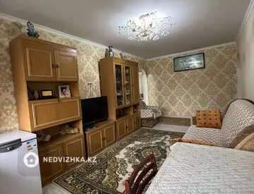 3-комнатная квартира, этаж 3 из 4, 59 м², миниатюра 6