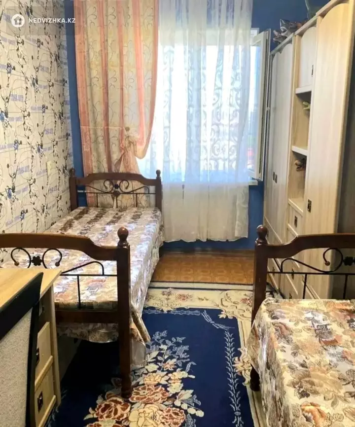 3-комнатная квартира, этаж 5 из 5, 70 м², фотография 2
