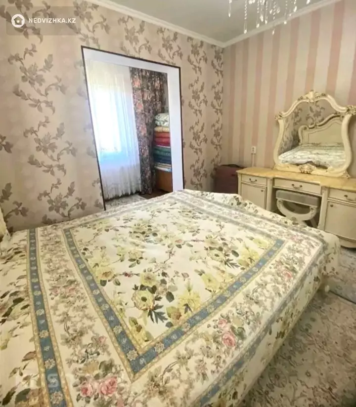 3-комнатная квартира, этаж 5 из 5, 70 м², фотография 4
