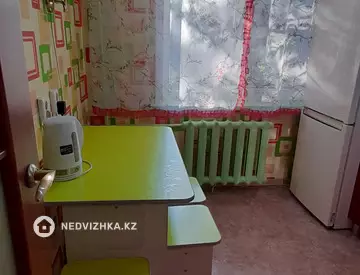 1-комнатная квартира, этаж 3 из 5, 32 м²