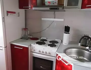 1-комнатная квартира, этаж 3 из 5, 32 м²