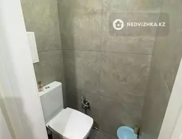 3-комнатная квартира, этаж 4 из 9, 70 м², На длительный срок