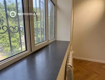 1-комнатная квартира, этаж 2 из 4, 33 м²
