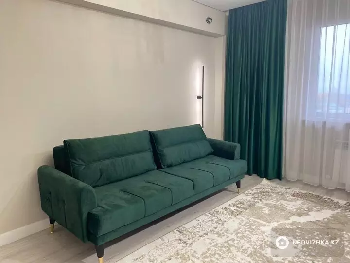 2-комнатная квартира, этаж 5 из 5, 67 м², На длительный срок, фотография 4