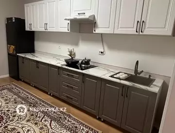 2-комнатная квартира, этаж 7 из 13, 62 м², На длительный срок