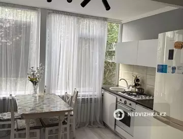 2-комнатная дача, 15 соток, 100 м², На длительный срок