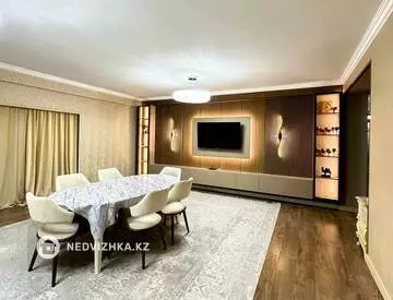 4-комнатная квартира, этаж 3 из 9, 155 м²