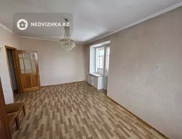 3-комнатная квартира, этаж 4 из 4, 74 м²