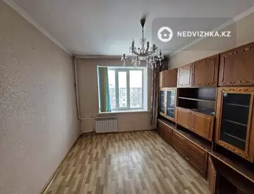 3-комнатная квартира, этаж 4 из 4, 74 м²