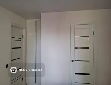 2-комнатная квартира, этаж 4 из 9, 60 м²