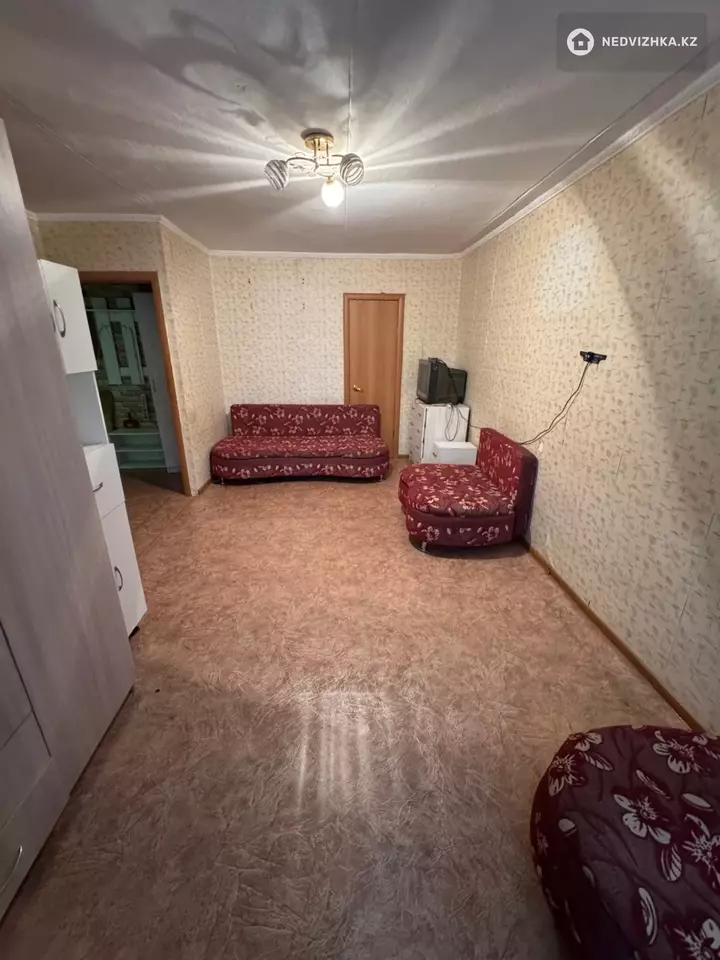 1-комнатная квартира, этаж 2 из 5, 31 м², фотография 2