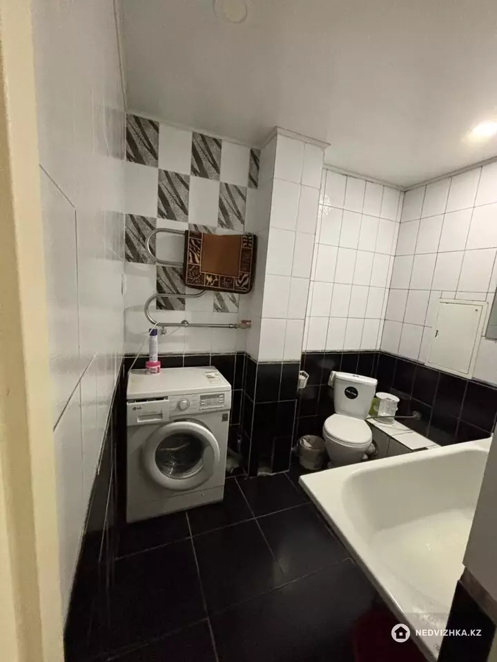 1-комнатная квартира, этаж 3 из 4, 27 м², Посуточно, фотография 5