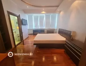 4-комнатная квартира, этаж 16 из 23, 150 м², На длительный срок