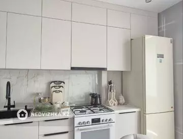2-комнатная квартира, этаж 8 из 9, 60 м²