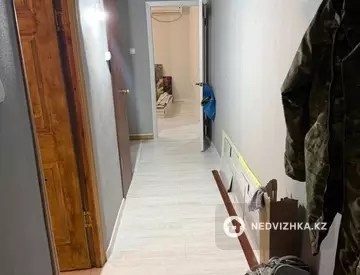 3-комнатная квартира, этаж 3 из 5, 62 м²