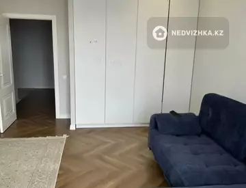 3-комнатная квартира, этаж 8 из 9, 122 м²