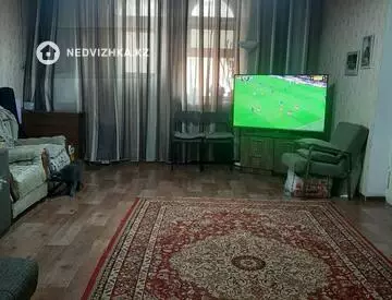 3-комнатная квартира, этаж 3 из 3, 75 м²