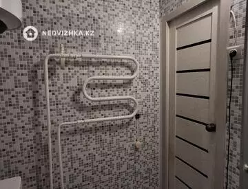 2-комнатная квартира, этаж 5 из 5, 42 м²