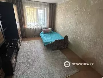 3-комнатная квартира, этаж 3 из 4, 65 м²