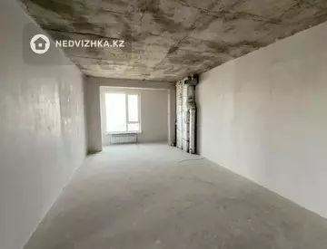 5-комнатная квартира, этаж 22 из 25, 243 м²