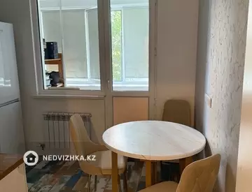 1-комнатная квартира, этаж 1 из 9, 38 м²
