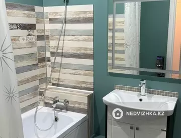 1-комнатная квартира, этаж 1 из 9, 38 м²