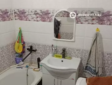2-комнатная квартира, этаж 4 из 5, 49 м²